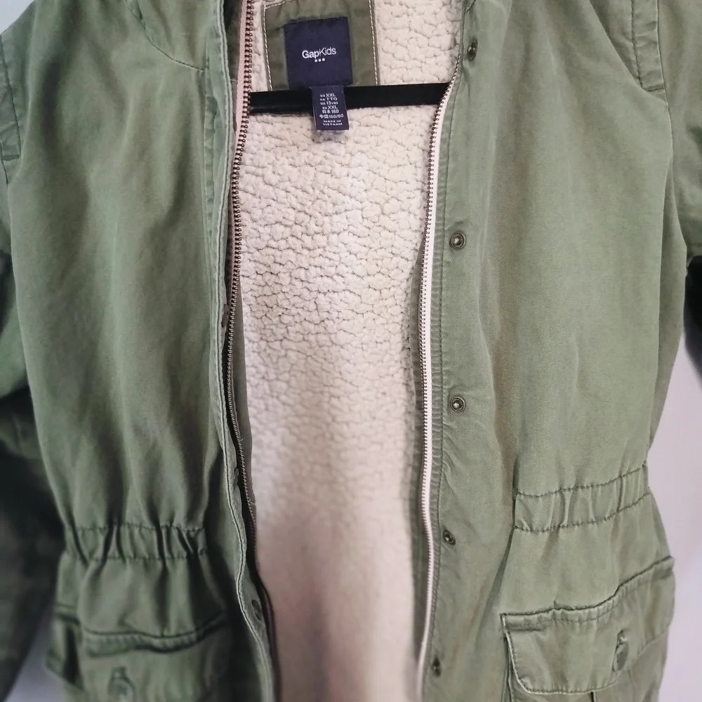 GAP Kids Olive Green Puffer Coat with‎ Faux Fur Trim